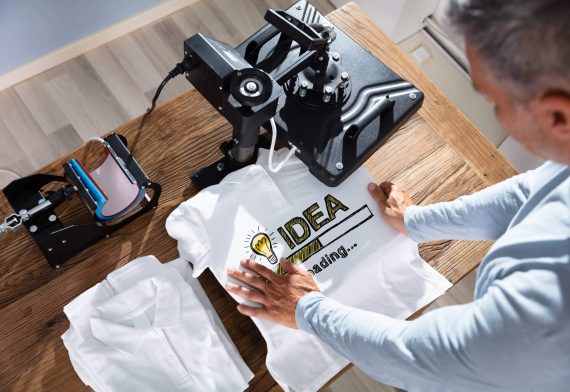 How to Choose the Right Apparel for Custom Printing in Ghana?